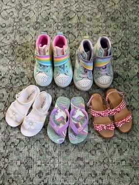 Skechers Girls High-Top Sneakers *Light Up* and Sandals Bundle
